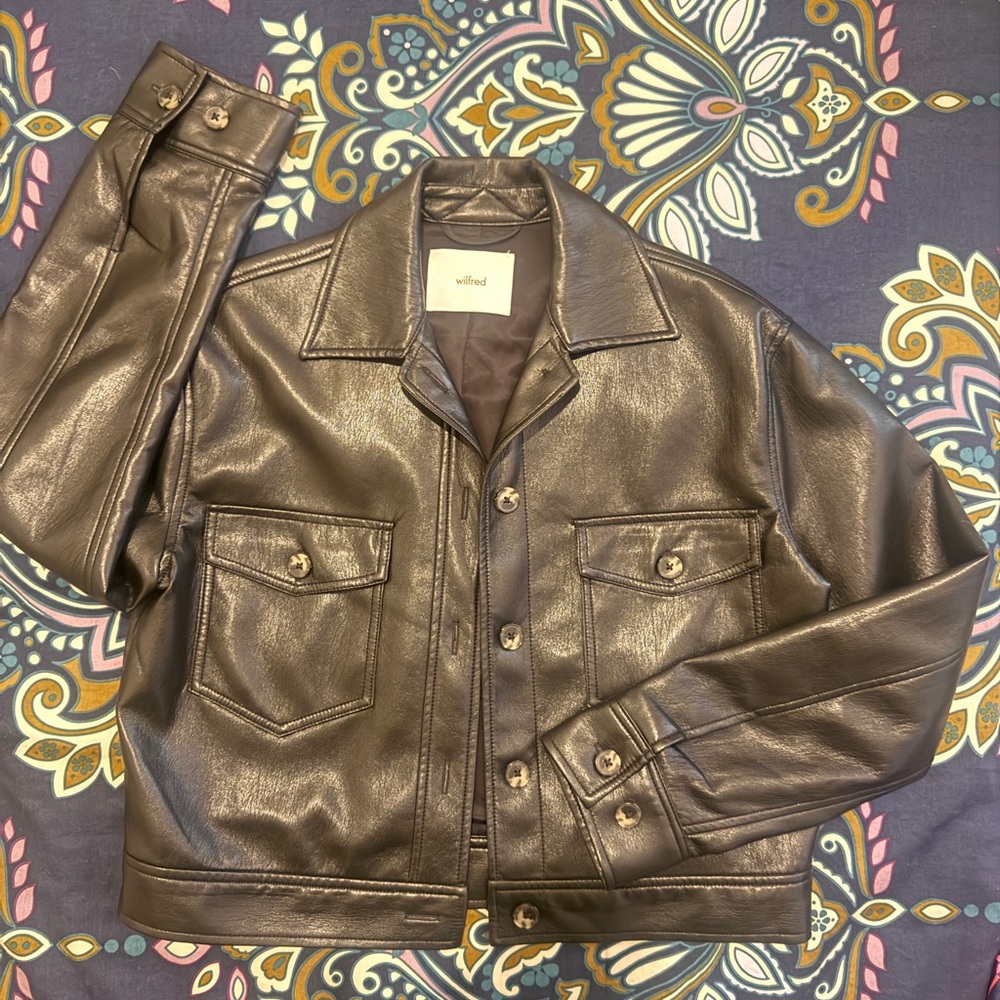 Wilfred Black Vegan Shirt Jacket